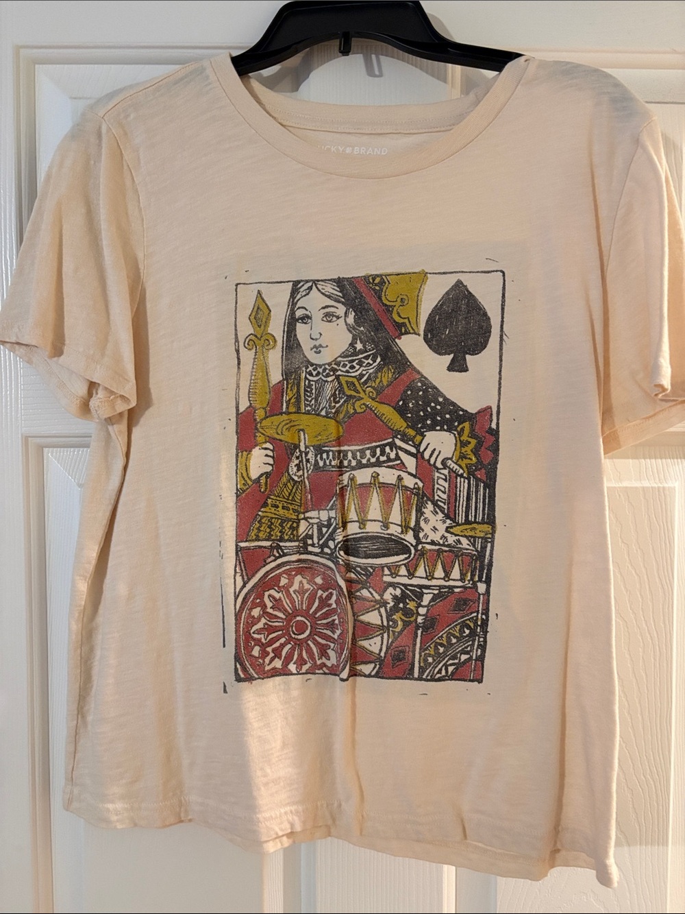 Lucky Brand Cream Graphic Tee with Red, Black & Yellow Queen Print
